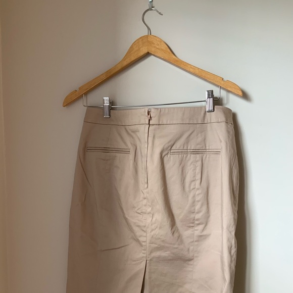 RW&CO - Beige Pencil skirt - like new - Picture 4 of 5